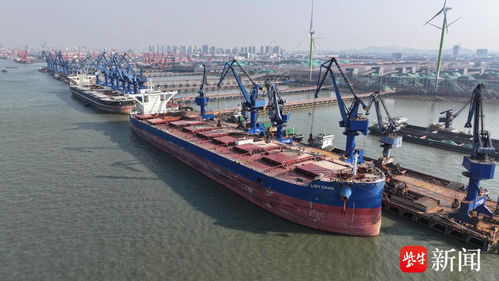 江陰港2025年外貿(mào)貨物出口同比增長47.29%，進(jìn)出口總額實(shí)現(xiàn)歷史性突破